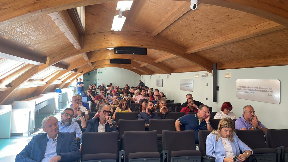 FimLombardia's tweet photo. Oggi alla presenza del Segretario generale Fim Cisl Ferdinando Uliano è stata integrata ed eletta Teresa Cubello nella segreteria Fim Cisl Lombardia insieme a Mirko Dolzadelli e Emanuele Fantini https://t.co/8GYFxiQxhO