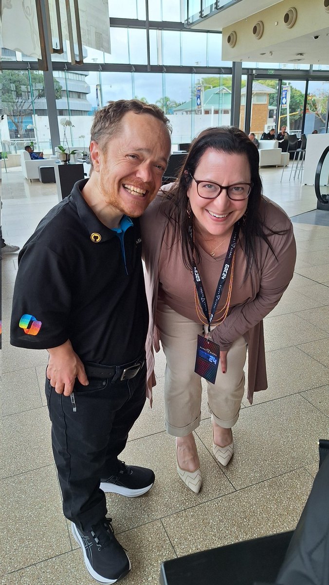 Great to meet CIO Jen Cohen from <a href="/Games__Global/">Games Global</a> ❤️

Proud to have wowwed with <a href="/GitHubCopilot/">GitHub Copilot</a> and the new Java "Rewrite with Java Syntax" feature 👉
linkedin.com/pulse/copilot-…

#programming #copilot #ai #Microsoft #vscode #development