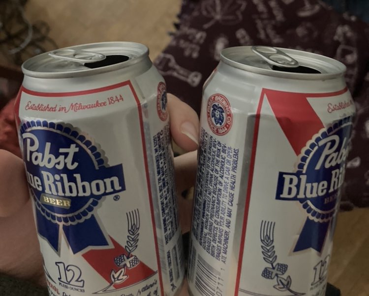 CantEverDie's tweet photo. call these the twin towers the way i’ll be knocking them down 😂 https://t.co/YtHQQ38F4q