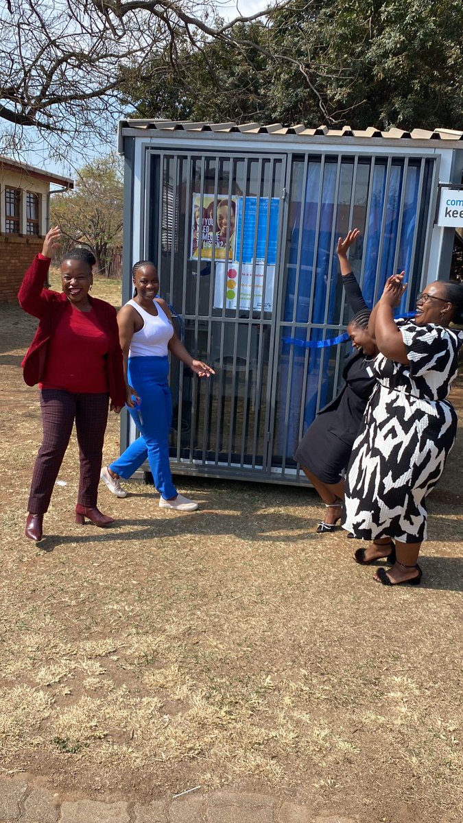 Opening a CK Office at Umthombo Primary School in Mamelodi West today.
The principal shared how grateful she is as the educators are now able to refer the learners to our rooms and to carry on with their work, which has also had a significant impact on the educators' wellbeing.