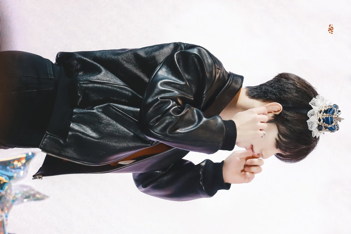 240911 🏆

#세븐틴 #seventeen
#조슈아 #joshua 

HD 🔗：weibo.com/6239073465/507…