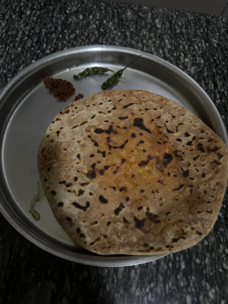 Sanjana_M6's tweet photo. Aalo parota 🥹 #WednesdayKitchen https://t.co/gFkm5WnP4Z
