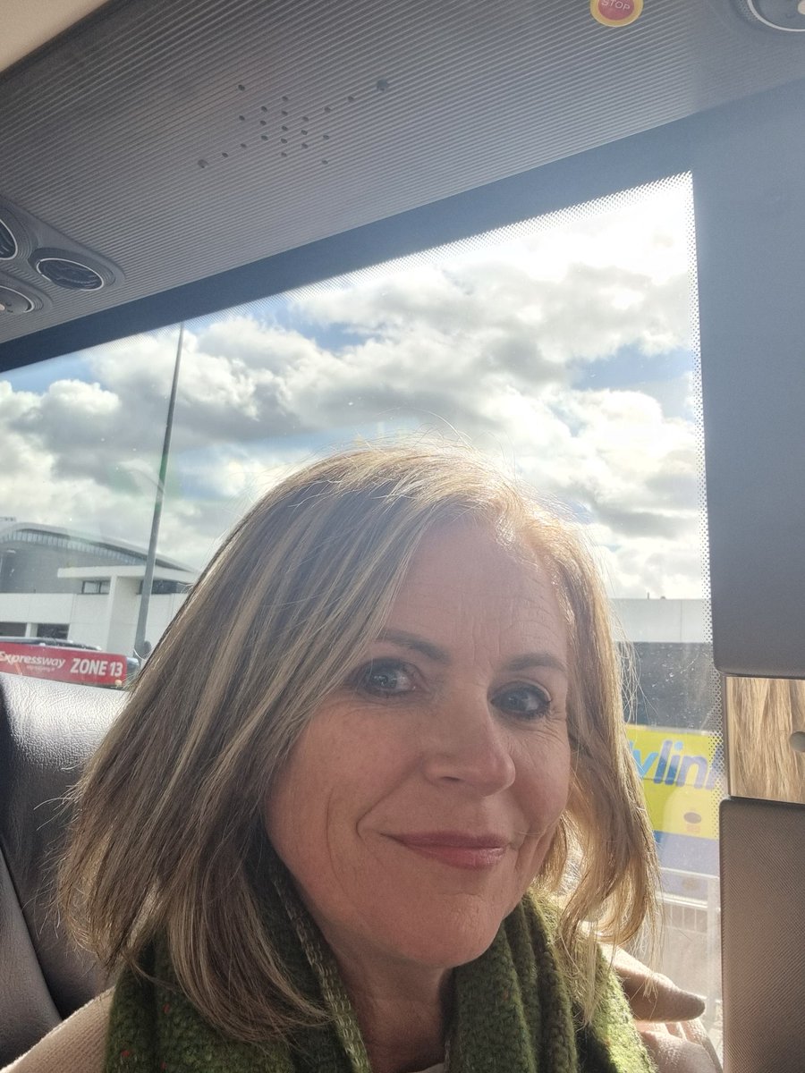 Tweetinggoddess's tweet photo. On my way #Belfast on @Translink_NI love this service 
On the road for @NationalMSC
#ManufacturingexpoNI 
 #Sustainabilitysummit 
See you there 👍 https://t.co/NfIVJB0iIe