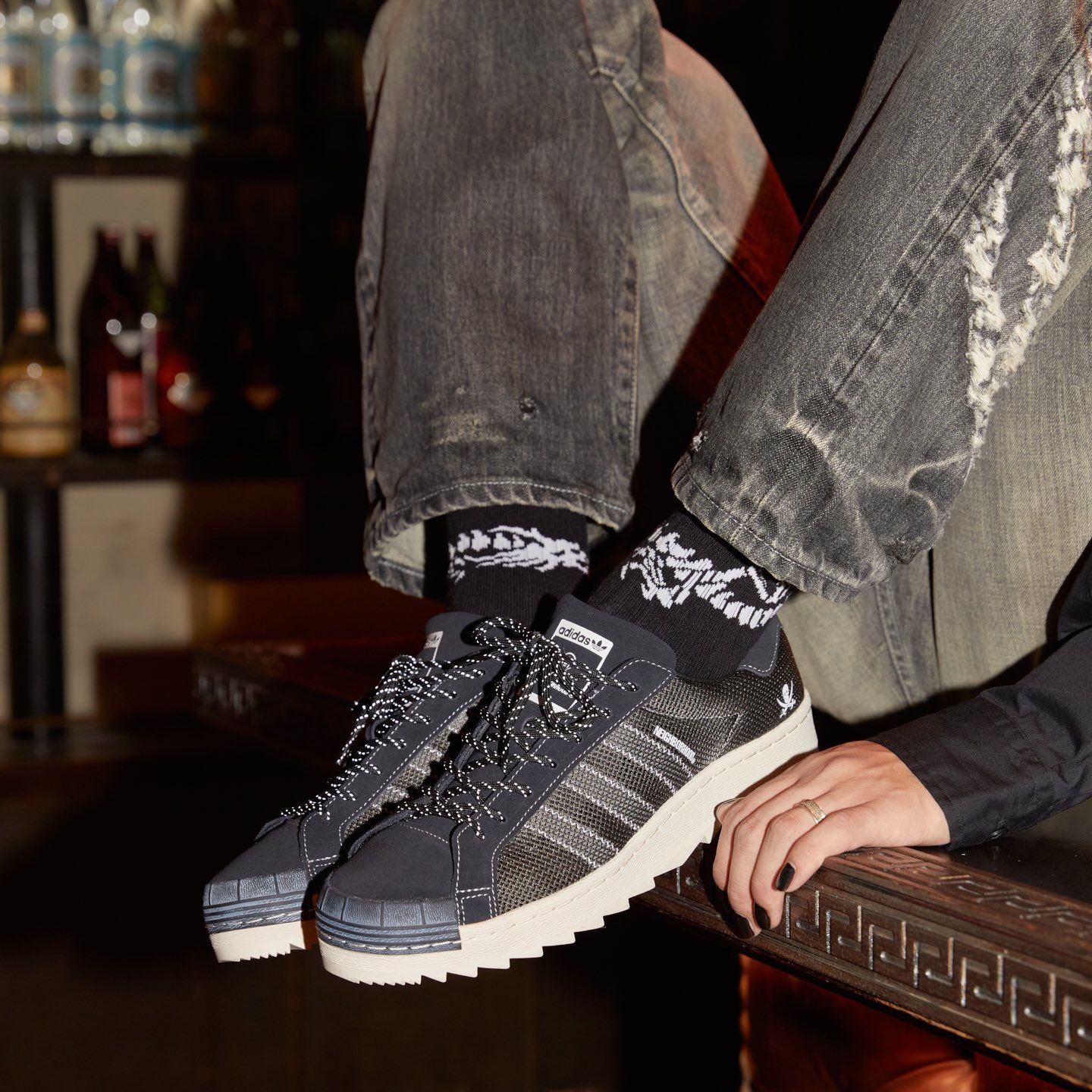 KicksFinder on X Ad RESTOCK via Sneaker Politics NEIGHBORHOOD x adidas Superstar N 2005 30th Anniversary Grey White https t LbRCkYrCwG Core Black White https t uQ34v9zOBn https t 76Tg6iDjmI X