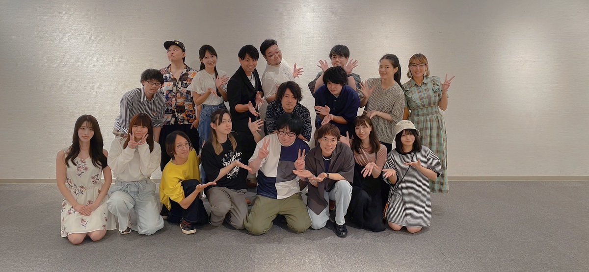 su_kmi's tweet photo. #すーかみ5
「Take back story」
稽古スタート致しました！

初日からOP振り渡しやミザンス付けなど纏めてやりましたが、皆さん素晴らしい対応力を見せてくれました！
これからTakeチームもbackチームもどんな進化が見られるか楽しみです！

チケット予約はコチラ！
https://t.co/qSkLfhXNn2 https://t.co/76l0SxbM0r