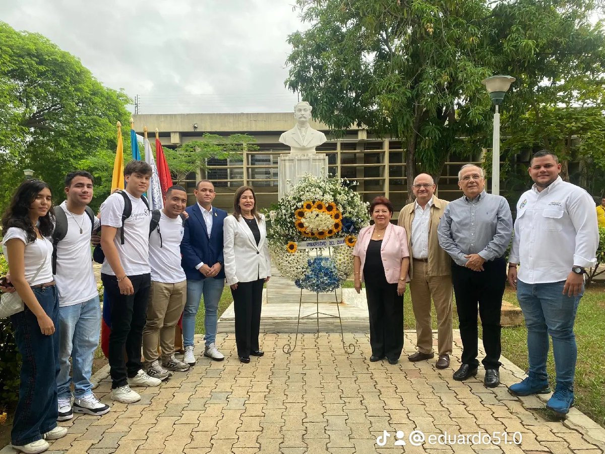 LabradorEduardo's tweet image. En el 133 aniversario de nuestra  *alma mater LUZ* acompañando a la autoridades rectorales y los dirigentes estudiantiles de la siempre ilustre universidad. Prof. Eduardo Labrador