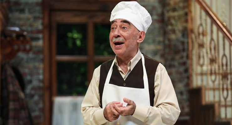 Şener Şen'in sahne aldığı "Zengin Mutfağı" tiyatro oyunu İstanbul'da sahnelenecek.

📅 16 Eylül Pazartesi
📍 Maximum Uniq Açıkhava