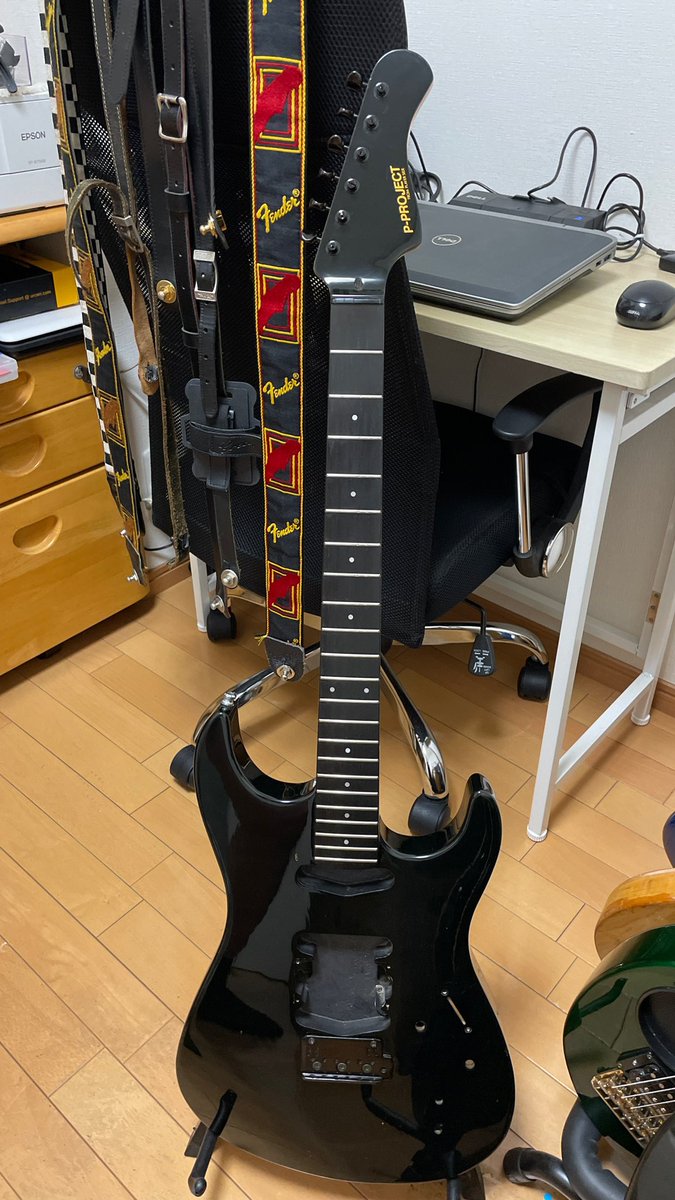 hammbou's tweet photo. #pproject の
#NATH2 の
電装系全外しして
#EMG 18vバージョン作ってみた
ハムバッカーポジションはそのまま
#SH4 JB をカバードして
ミニスイッチで排他切替。ええやん🤪
#本田毅
#メインになりそう https://t.co/G3b0AdgHR5