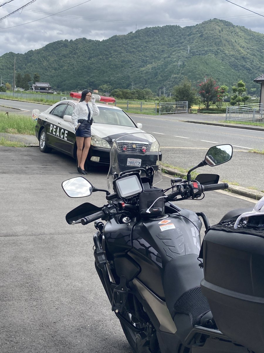 NC56_hiro_7088's tweet photo. そういえば…
今日もやってました…
#POLICE…じゃなくて #PEACE…
#route176 https://t.co/xHyiWKAJ12