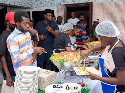 WikicatStalwart's tweet image. Ladies and gentlemen, it was at this point that I realized my brother, @evergenius_eg get Naija charm, proper one😂.

Need I say more ?
Well, Nigeria 1- Ghana -0 on the scoreboard for now.

#LiskXAyaRoadshow
#onchainBuildersProgram