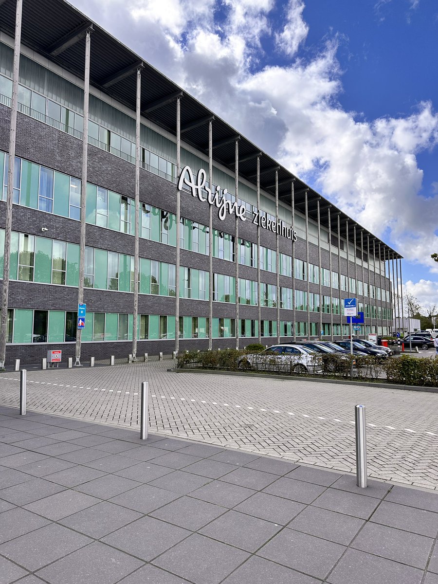 Toob_Alers's tweet photo. Ik zeg “de geoliede machine, die @alrijne heeft”.
Mijn grote complimenten vandaag voor de afstemming en plezierige behandeling/controle.
#topzorg #speekselklier #afd26 https://t.co/B850m2haSG