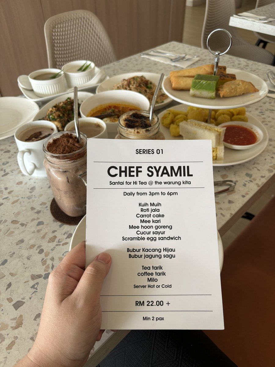 arfdy12's tweet photo. Tak tahulah kafe ni buat charity ke apa… tapi semua lauk atas meja ni korang boleh order unlimited untuk minum petang cuma RM22 je seorang!

Spill adress kat next place 👇🏻👇🏻👇🏻 https://t.co/4sIRTr4tCU