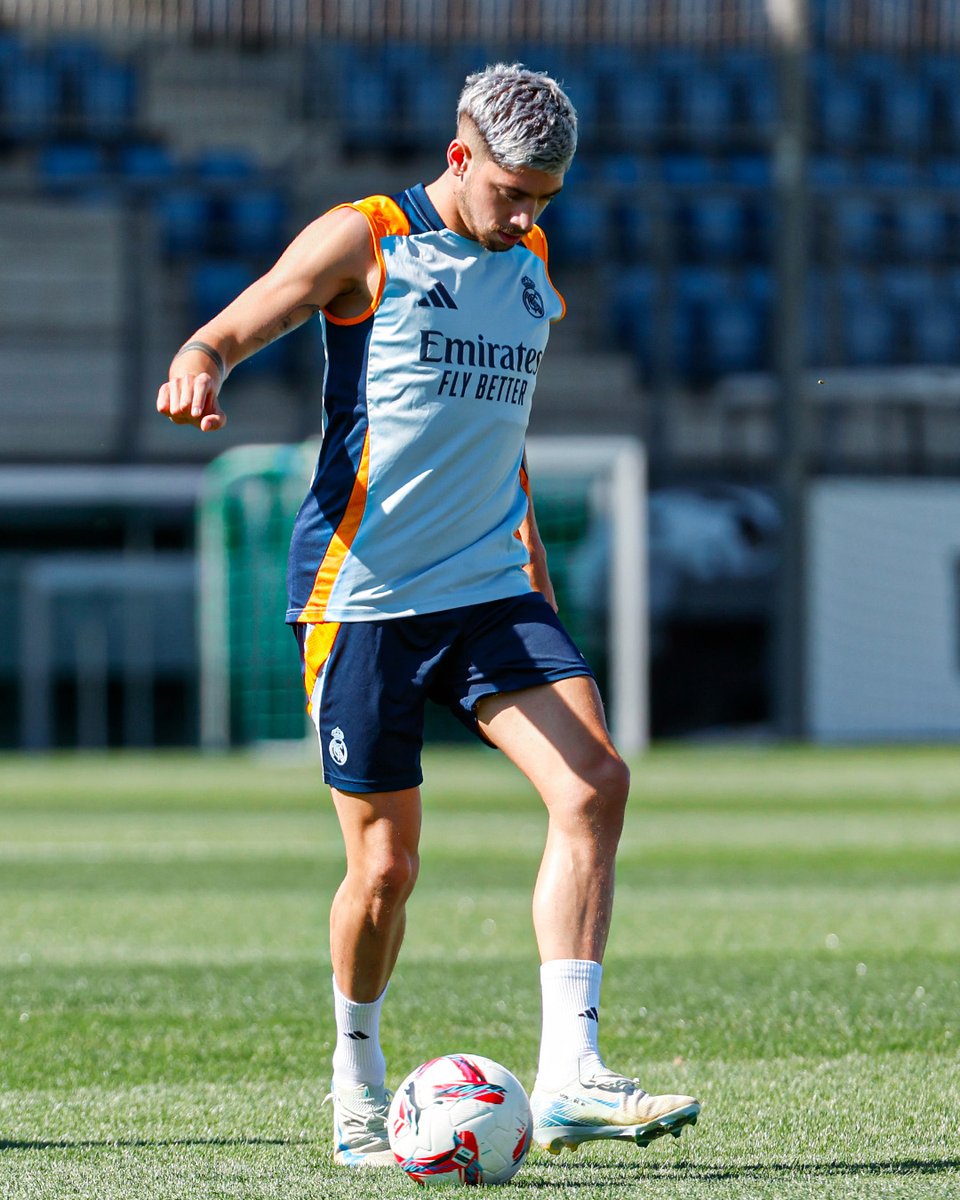 👋 <a href="/10ardaguler/">Arda Güler</a> 
👋 <a href="/fedeevalverde/">Fede Valverde</a> 
#RMCity