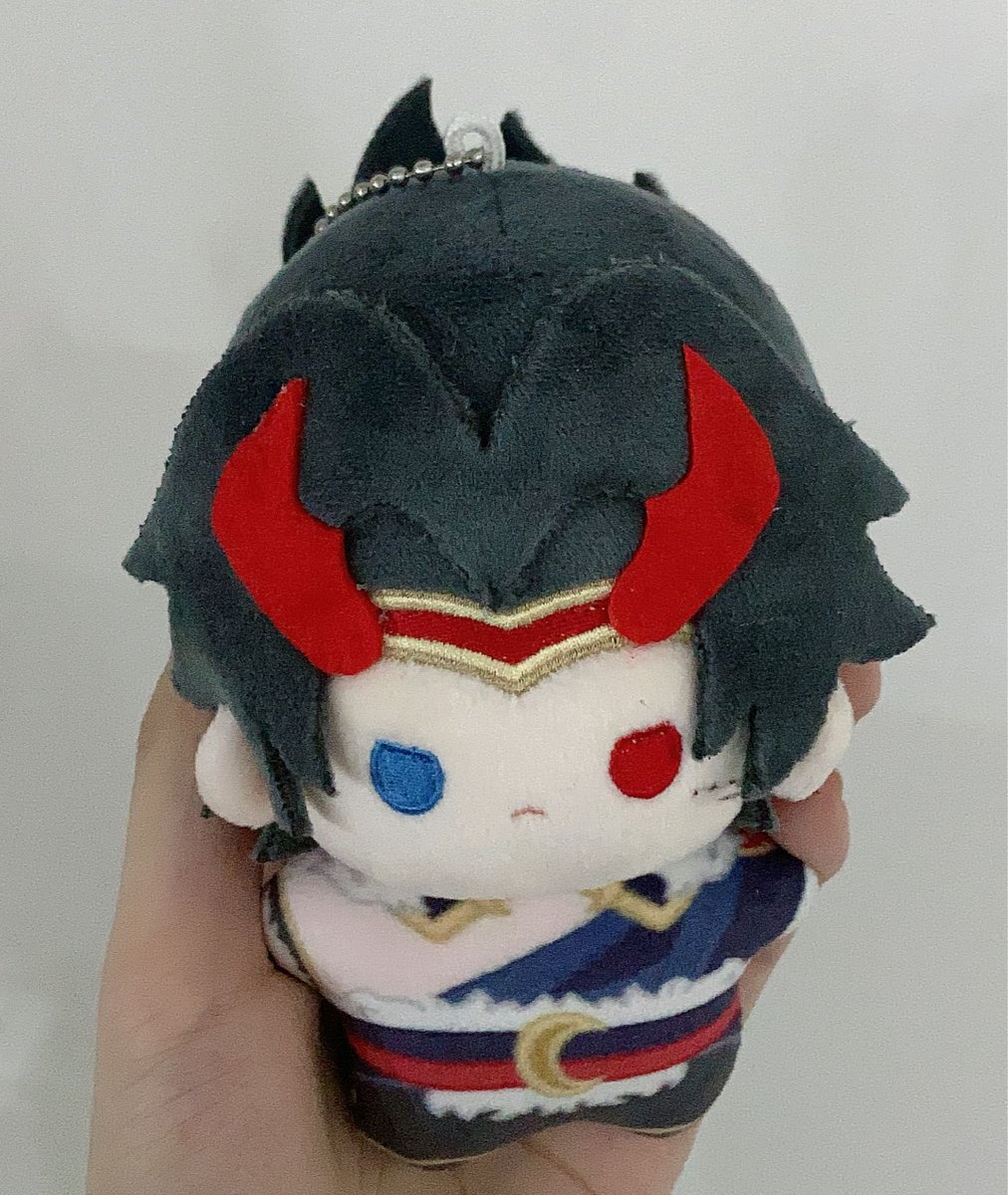 My friend gifted me this ahhhhh he’s so cute 😭😭😭