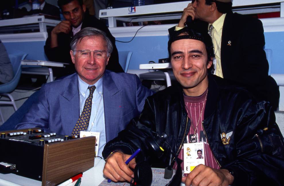 PatrickJuillard's tweet photo. Un être rare, une personnalité unique, une passion sans limite du beau football. Et une manière à nulle autre pareille d'être journaliste. Adieu et merci monsieur #DidierRoustan. https://t.co/Ji7jW0XxqA