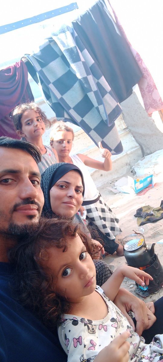 JemySharaf's tweet image. Please don&apos;t ignore, support, donate, share the link, don&apos;t leave us alone 🙏One dollar makes a difference or saves a child🙏💔
gofundme.com/f/help-jameel-…