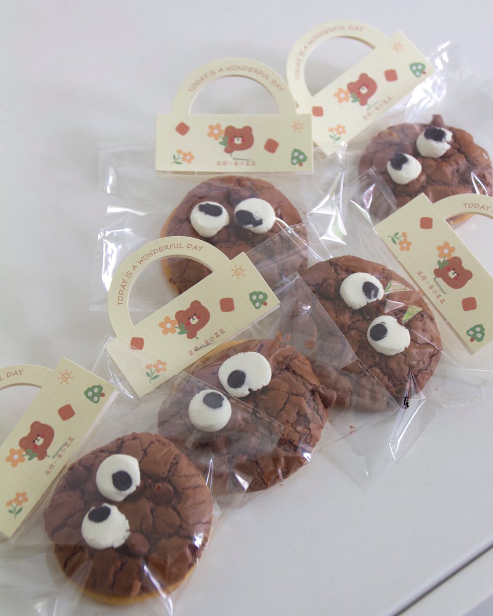 theingredients_'s tweet photo. 🍪 + 👀 = 🤎
Literally brownie and cookies! 

#theingredients #bandarenstek #bakeryseremban https://t.co/Z6J3qI1sra