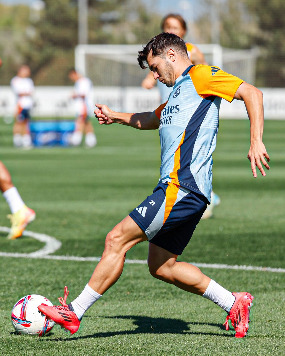 ⚽⚡ <a href="/Brahim/">Brahim</a> 
#RMCity