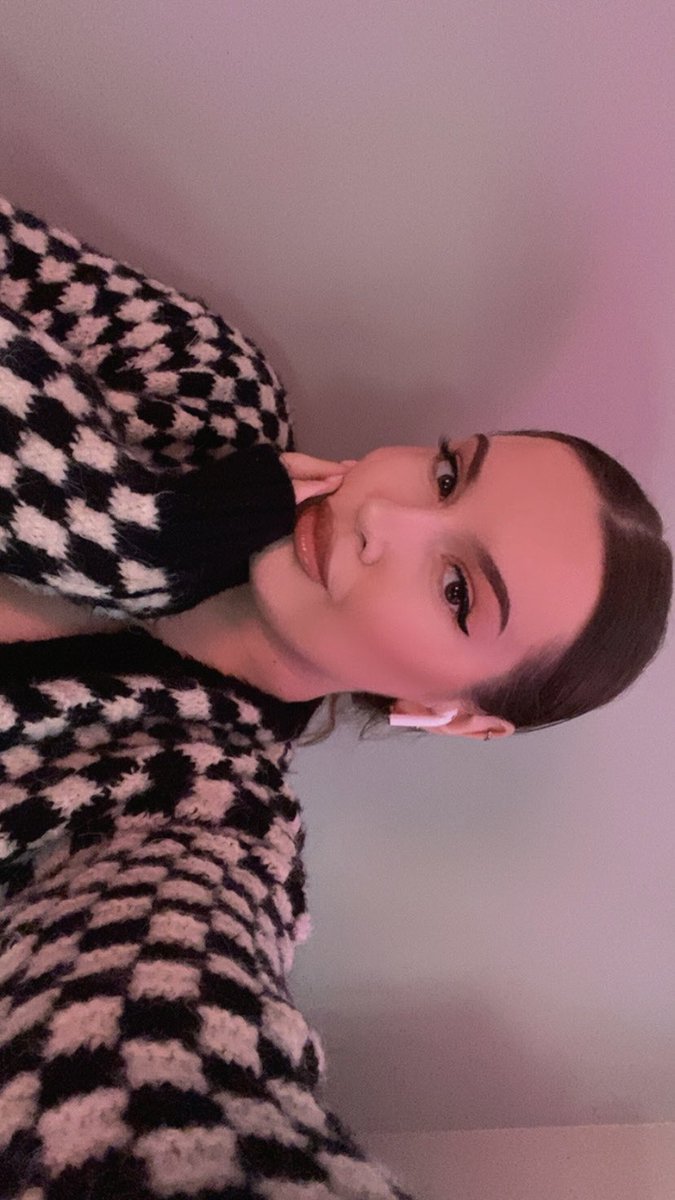 𝖗𝖎𝖓𝖆 tweet media
