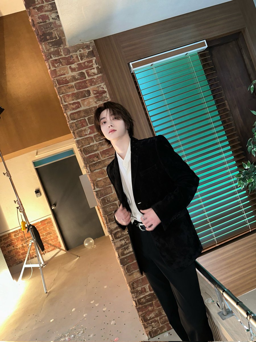 BOYNEXTDOOR_twt's tweet photo. 섹시한 나의 눈빛에 넘어와 My shawty✨️

#보이넥스트도어 #BOYNEXTDOOR
#성호 #SUNGHO #BOYNEXTDOOR_19_99 https://t.co/Wx2mGYWyWI