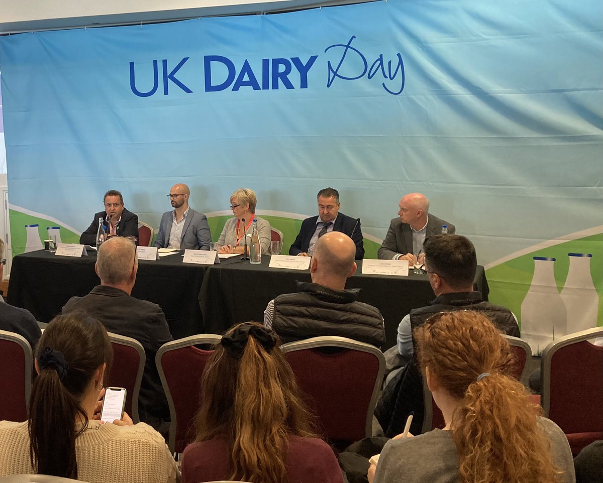 Paul Flanagan (@paulflanaga) on Twitter photo Packed debate on carbon opportunities with speakers from <a href="/TheAHDB/">AHDB</a> <a href="/defra/">defra</a> <a href="/HarperAdamsUni/">Harper Adams University</a> <a href="/BradesFarmDairy/">Brades Farm Dairy</a> Packed debate on carbon opportunities with speakers from <a href="/TheAHDB/">AHDB</a> <a href="/defra/">defra</a> <a href="/HarperAdamsUni/">Harper Adams University</a> <a href="/BradesFarmDairy/">Brades Farm Dairy</a>