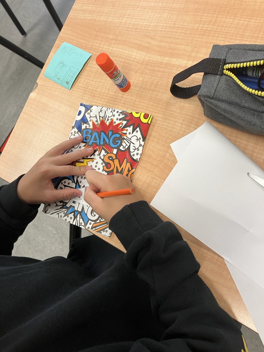 Mme Melissa Hunt tweet media