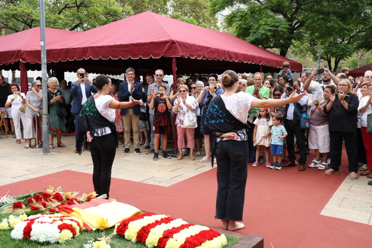 #𝐃𝐢𝐚𝐝𝐚𝟐𝟎𝟐𝟒 a L’Hospitalet

Les activitats de cultura popular clouen l'acte.