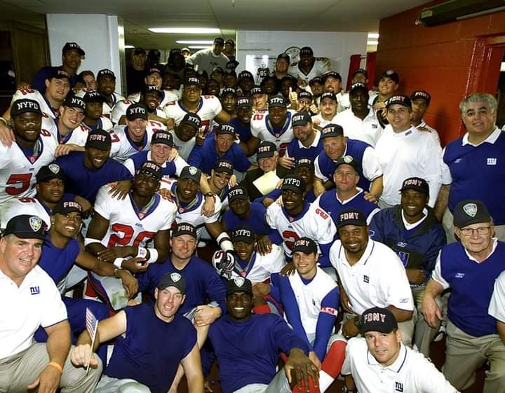 One of my absolute favorite photos that was taken on 9/23/01. The first game back after the unimaginable tragedy that occurred 23 years ago today. Honoring the heroes that risked their lives that day. #NeverForget911