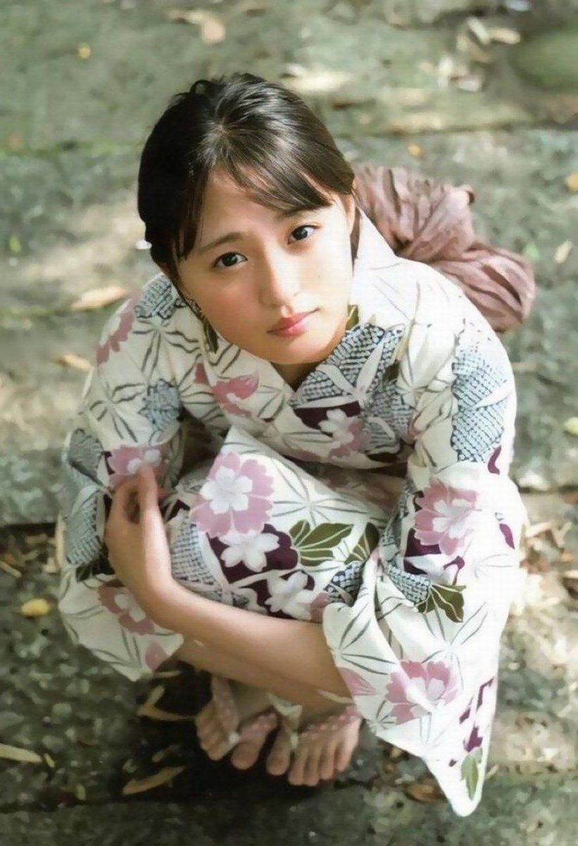 ilovefeetofidol's tweet photo. さくの足指

体育座り特集3
#遠藤さくら
#足フェチ https://t.co/xSKgzUdZHt