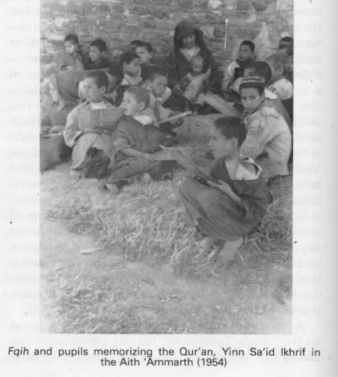 LeRifOfficial's tweet image. Jeunes rifains de la tribu Ait Ammart au sein d’une école coranique, 1954
📍Ain Said, Rif 🇲🇦