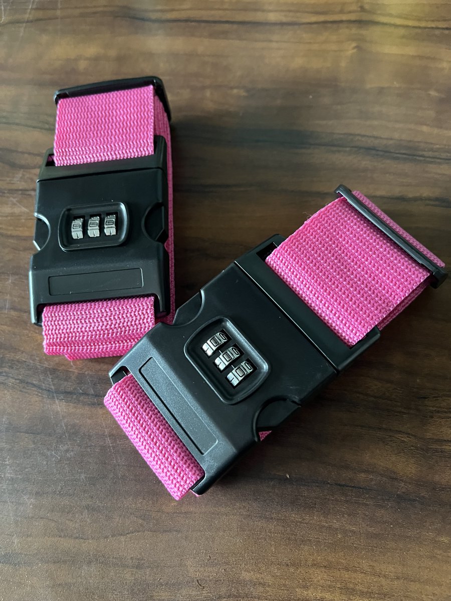 TheYoctoJester's tweet image. WHATS THAT?

Pink luggage straps, because I&apos;m buckling up for OSS-EU+ELC-E+LPC+YPDD in Vienna next week!

Haven&apos;t registered already? Head over to events.linuxfoundation.org/open-source-su…, quick!

And if you can&apos;t make it in person, I might have a nice surprise for you stay tuned.📺🎥