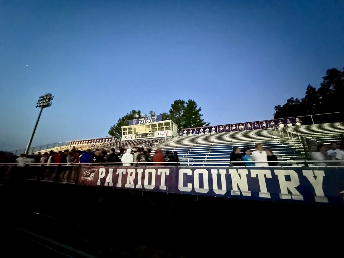 cspulliam's tweet photo. Powerful start to the day here at Page High School. 

Baseball coach Kenny Roeten leads a 9/11 remembrance here where student athletes across all sports are running the equivalent to a World Trade Center in stairs - 55 stadiums. 

Watch for more on the @wherald. https://t.co/xeboATPcym