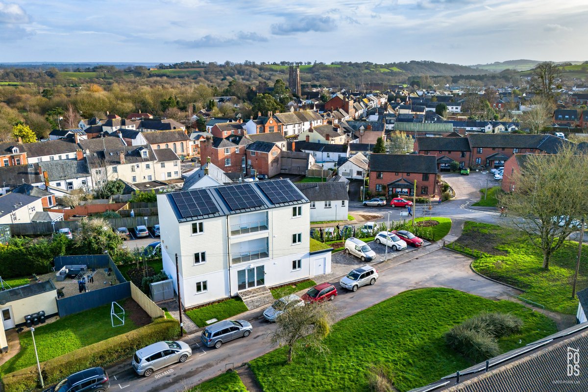 Following <a href="/MidDevonHousing/">Mid Devon Housing</a> and <a href="/ZEDpods/">@zedpods</a>' national award wins earlier this year, St Andrews House #Cullompton has won another award. 🏆

Yet another accolade for the partnership's innovation and delivery of much-needed net-zero social housing. 

middevon.gov.uk/mid-devon-s-so…