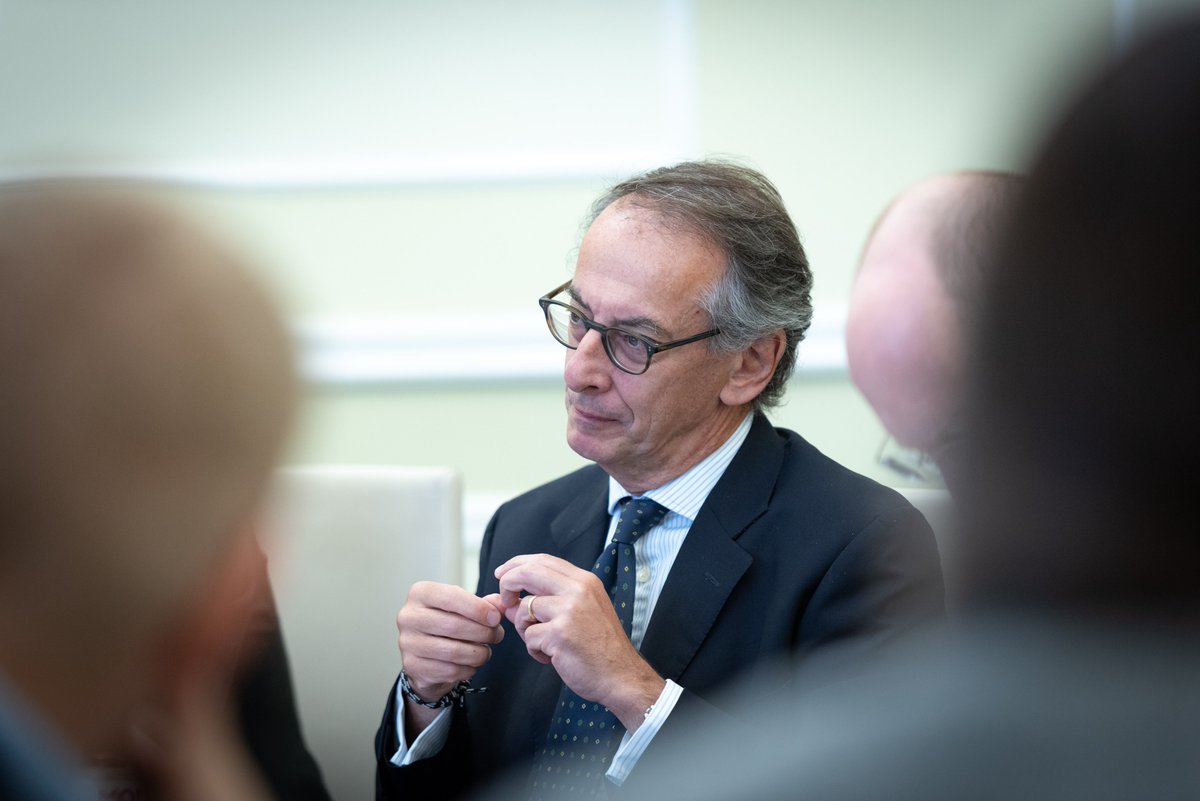Svyrydenko_Y's tweet image. A productive meeting with the @EBRD team. We discussed in detail the portfolio of projects that the #EBRD is financing in Ukraine, focusing primarily on energy projects for this year and the upcoming year. On the agenda was also attracting investments, creating a single pipeline…