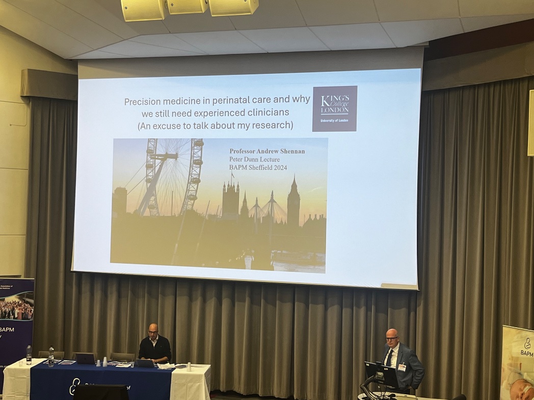 Anoo Jain (@anoo_jain) on Twitter photo #BAPM24 Peter Dunn Lecture: Why we still need experienced clinicians.  Prof A Shennan ๐๐ฝ #BAPM24 Peter Dunn Lecture: Why we still need experienced clinicians.  Prof A Shennan ๐๐ฝ