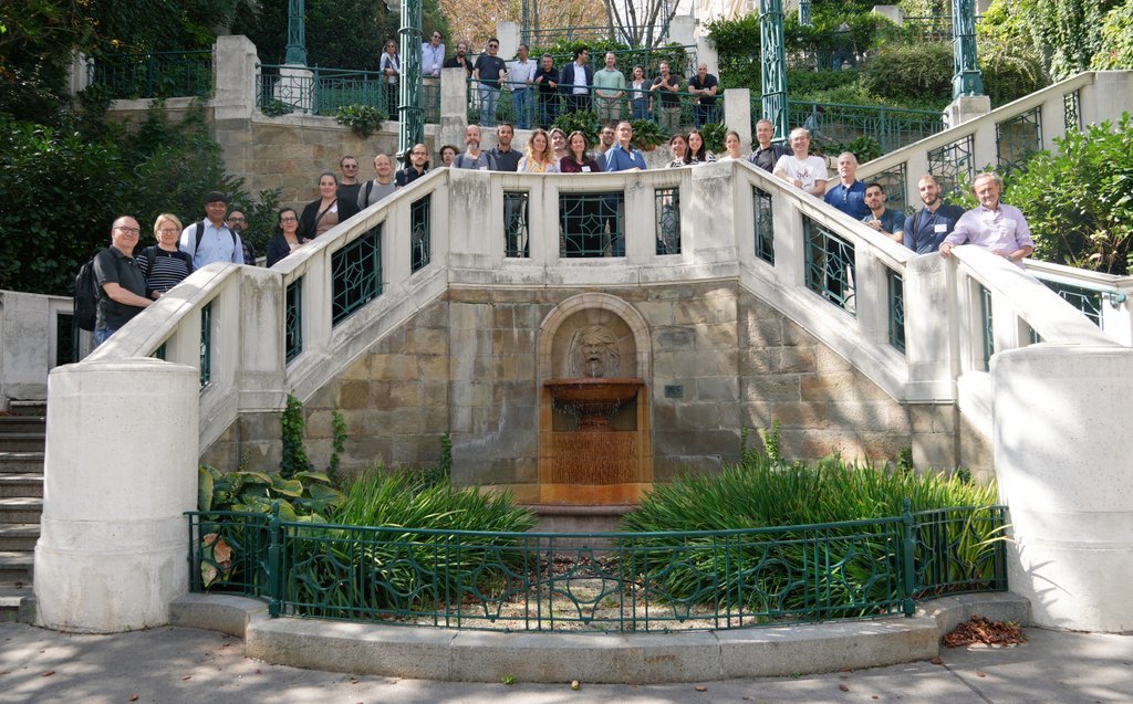 Our programme on Linking Microscopic Processes to the Macroscopic Rheological Properties in Inert and Living Soft Materials is going well, with a nice dinner at a Viennese wine-garden planned for the evening. You can find all the recorded talks here: youtube.com/playlist?list=…