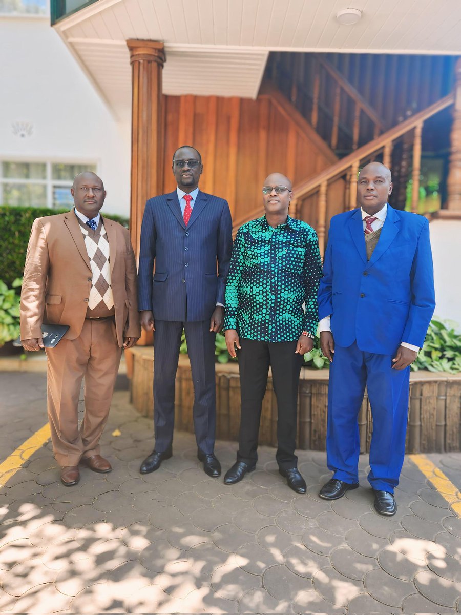 GvnLomorukai's tweet photo. The spirit of reconciliation and collaboration is essential for building a just, peaceful, and progressive society.

Earlier today, I met with the first Governor for Turkana County and current Statehouse Deputy Chief of Staff @GovernorNanok alongside some members of the clergy. https://t.co/8hnFRkWaY9