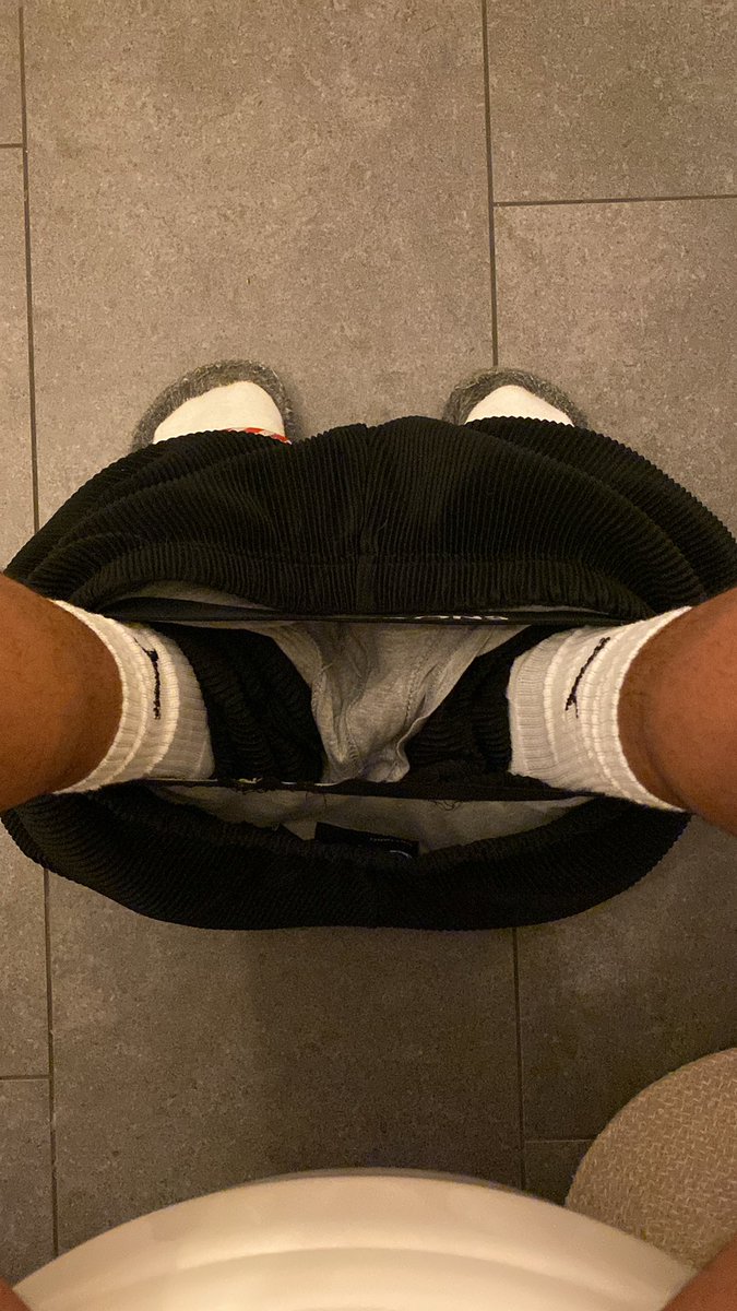 DomMasterBoy's tweet photo. SNIIIIIIFFFFFF 😈 #cashmaster #findom https://t.co/wF7YNmLxUN