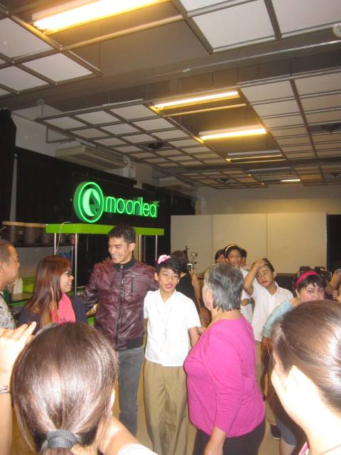 TitoTok88's tweet photo. @JervisManahan @maxieandreison Sya ba yon? I didn't know. Found the photo I took in 2013 at @petatheater #MaxieTheMusicale https://t.co/EeZWKR21xA