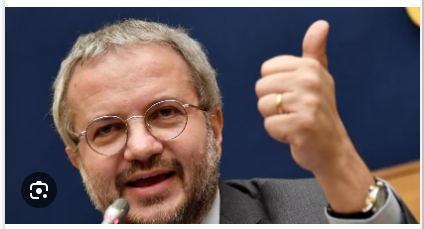 UGirovago77000's tweet photo. Ieri sera Aquilino Borghi ha affermato su rete 4 che 
il problema delle case popolari sono i clandestini in graduatoria.
I Clandestini non possono entrare in graduatoria.

si conferma ancora una volta il senatore più ignorante del globo terraqueo!  
taggatelo voi io son bloccato https://t.co/jH5J4LNGuj