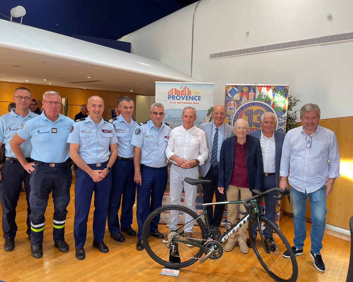 DavidGaltier's tweet photo. Pour la 29e édition des Bosses de Provence, la Métropole Aix-Marseille-Provence a souhaité marquer sa présence au côté du département 13 pour soutenir cet événement phare de la saison cycliste 🚴‍♂️ du territoire

Bravo aux bénévoles, merci aux gendarmes qui en assurent la sécurité https://t.co/itwFgXlPkm