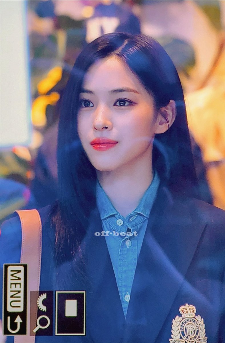 Offbeat_RJ's tweet photo. 240911 POLO TOKYO 아기회장 #ITZY #있지 #RYUJIN #류진 @ITZYofficial https://t.co/aAwILBf8EC