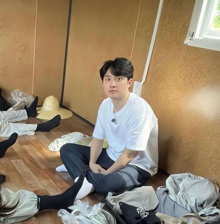 dohx2girl's tweet photo. 사궈자고..ㅠㅠ
디오님제발요... https://t.co/PlpVLh2Qzk