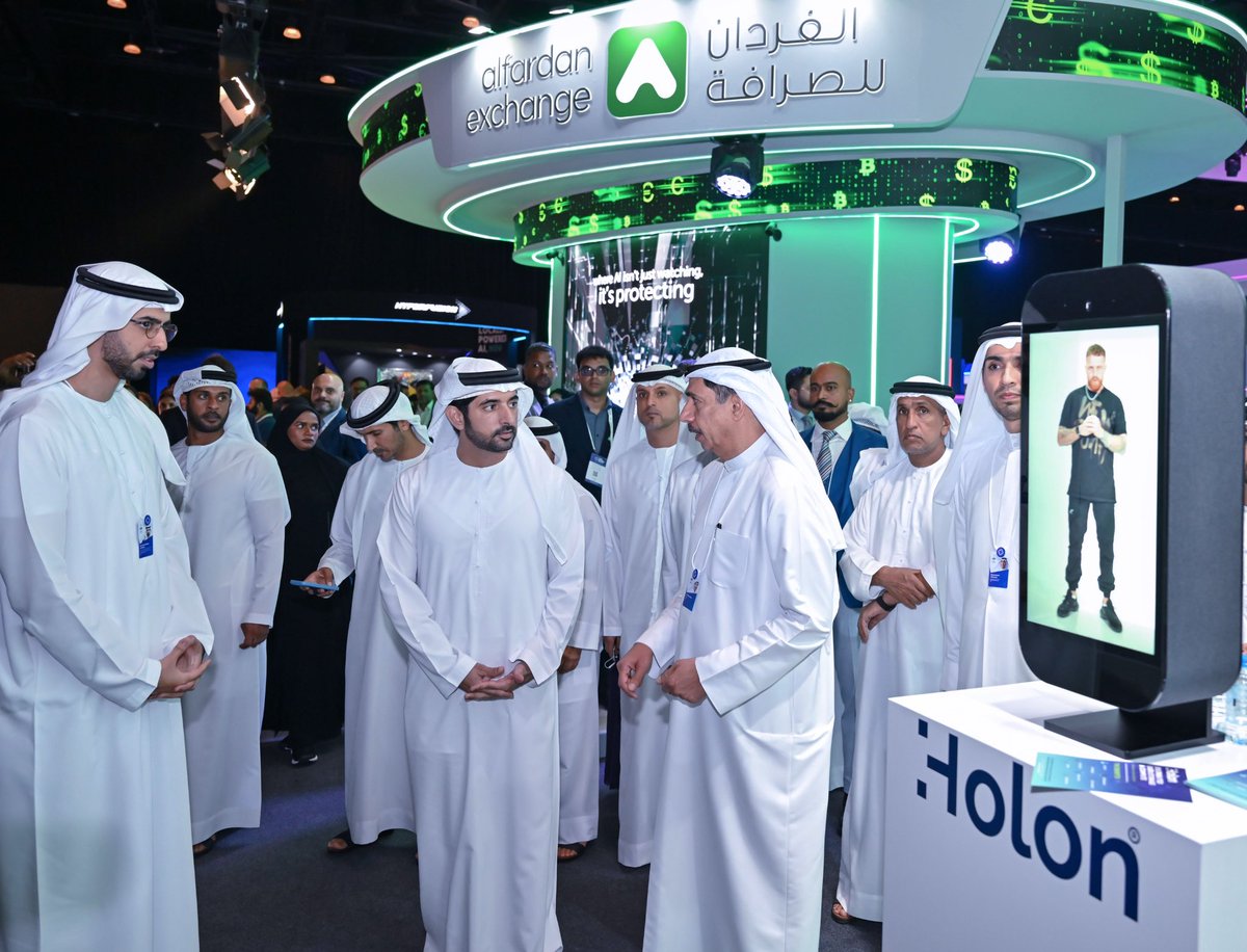 HamdanMohammed's tweet image. A warm welcome to all guests of the inaugural Dubai AI and Web3 Festival, starting today in the city of the future, Dubai. We are honored to host 6,000 participants, 500 investors, and representatives from over 100 countries. As the world evolves rapidly, it is important that we…