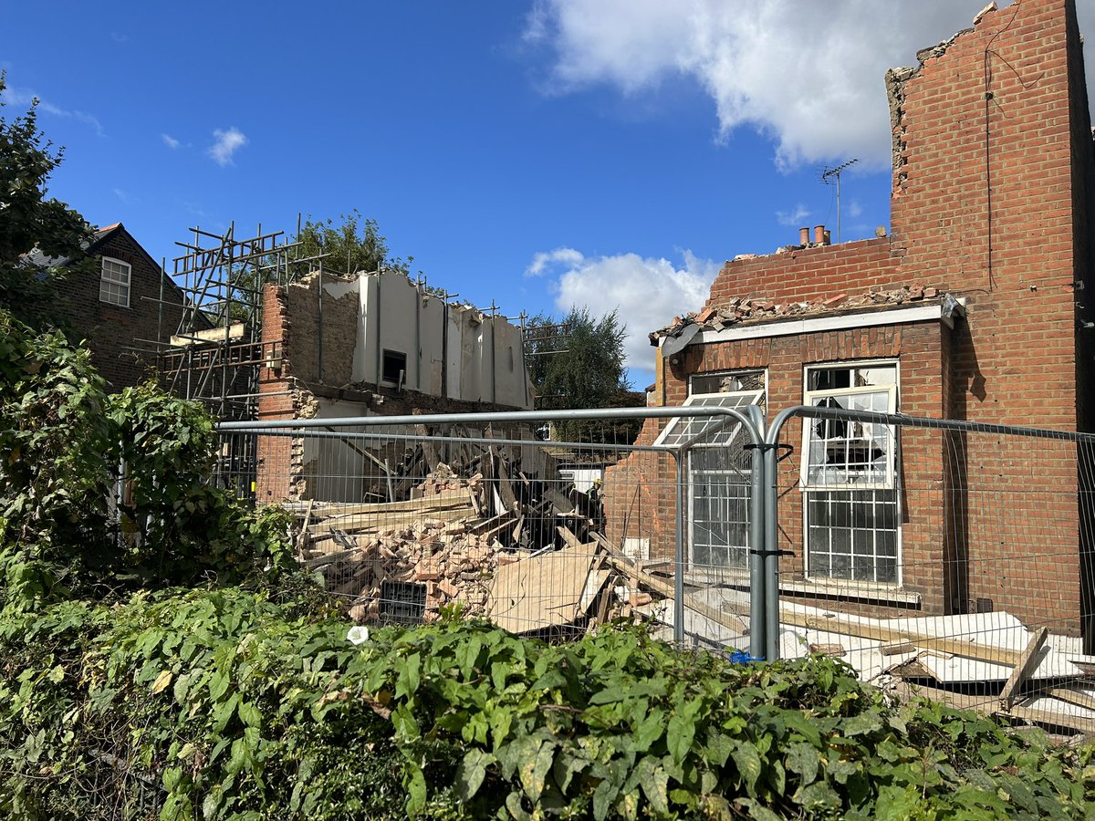 Charlotte Lillywhite tweet media