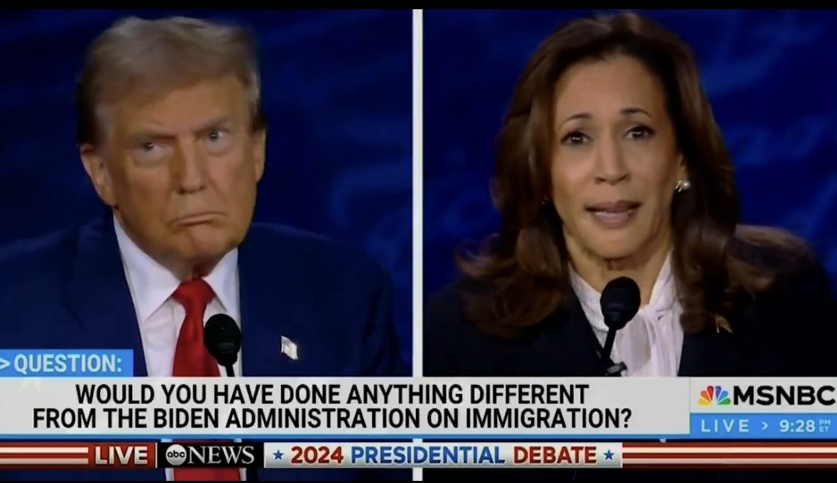 BeschlossDC's tweet photo. Here is the exact moment when Harris said that people now leave Trump’s rallies early “out of exhaustion and boredom”: https://t.co/JsbcVfALPl