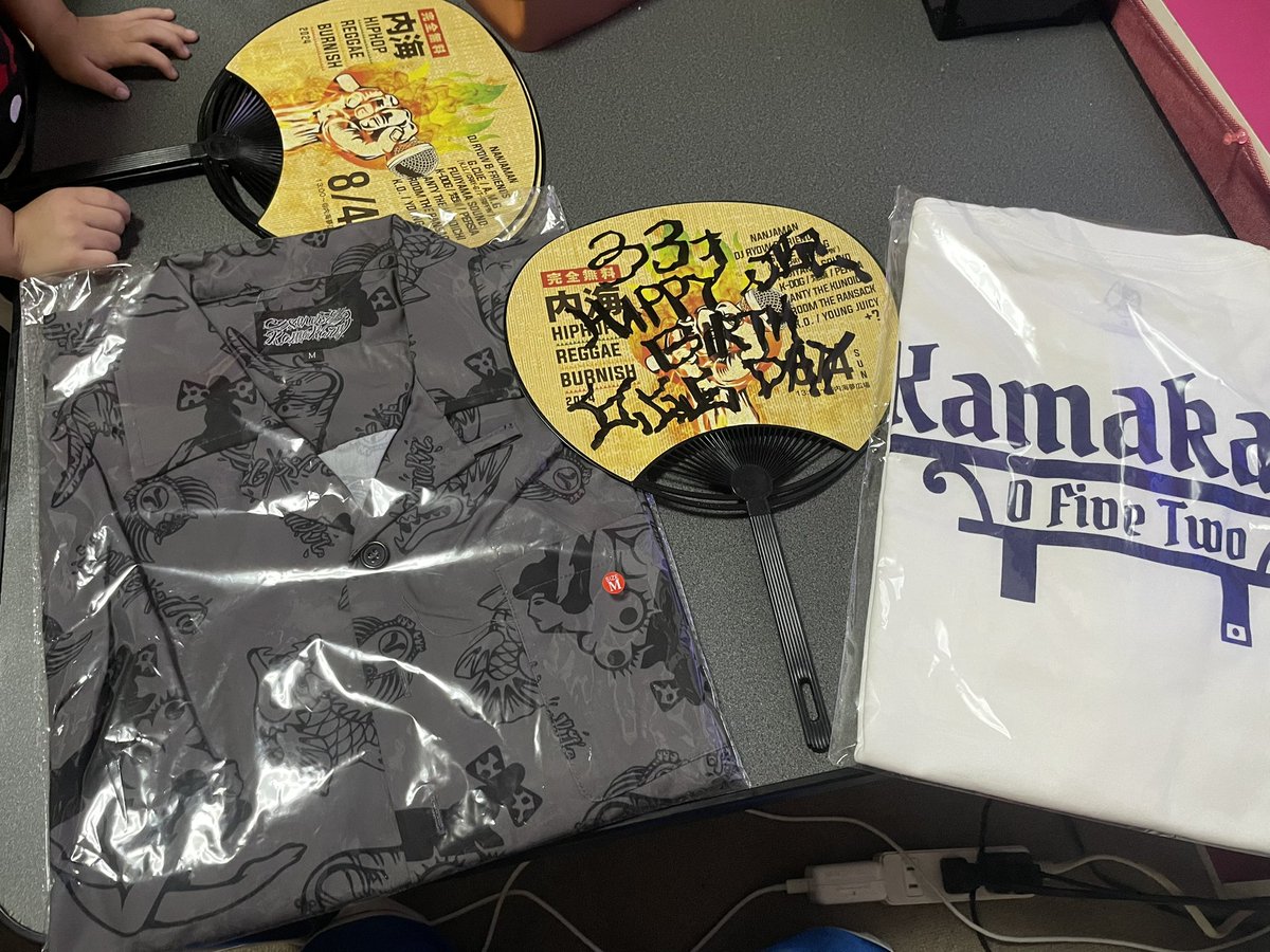 917Rambo's tweet photo. 妻から誕生日プレゼントくれた!!
サイン入りで最高!!
#GCUE https://t.co/hLZmuma1T7