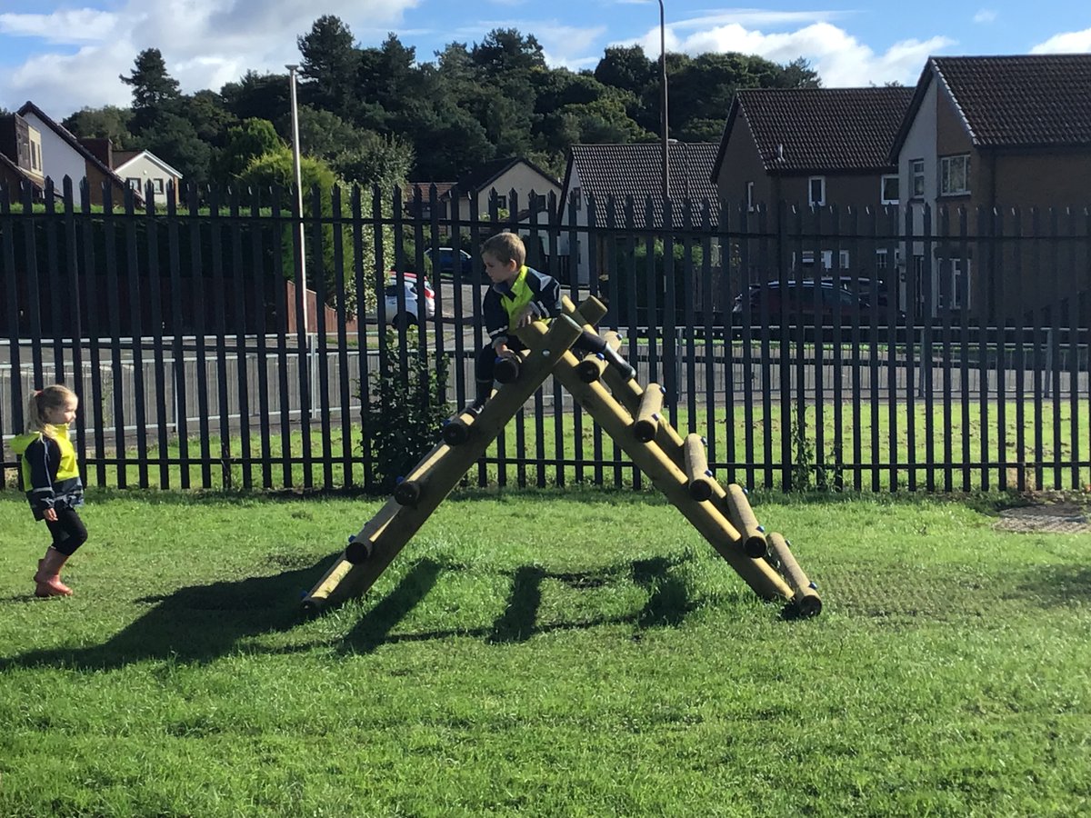 DeansNorth's tweet photo. This morning we went to explore the new outdoor equipment at Meldrum Primary. The children voiced their thoughts on how they were feeling as they risk assessed their own abilities.  "This is too high for me" and "I am going to try again". Active Alexa gives you a high five. https://t.co/GDQk3S1DWF