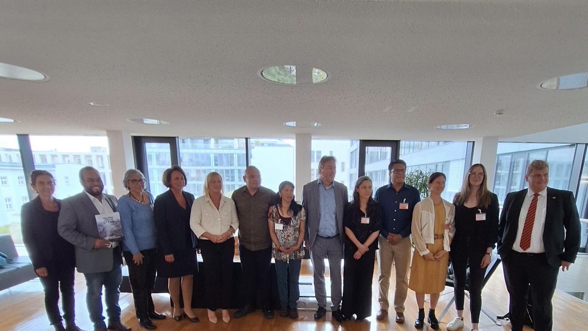 DMRKMexiko's tweet photo. Danke an die MdBs @KreiserMdB @PeterHeidtFDP und @NicoleWestig für den intensiven Austausch mit den Organisationen @CdhFrayba @CentroProdh @RedTDT @TsikiniJ @redsolidariaDH @prensacimac und der DMRKM zur aktuellen Menschenrechtslage in Mexiko! https://t.co/lyn8NmVcrr