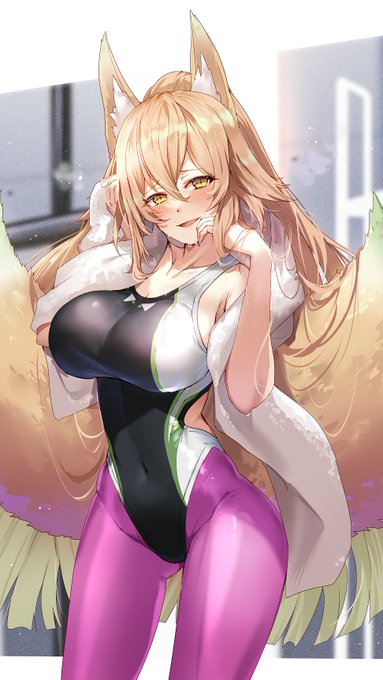 ぴっちりエクササイズスーツ🦊翠燐さん 